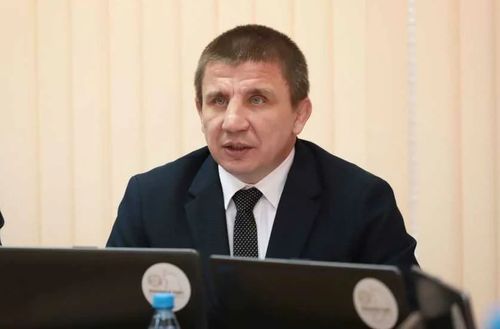Олег Иванов, депутат Верховного Совета Хакасии